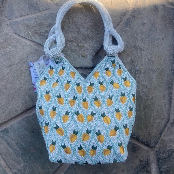 Made/Handcrafted in India tiktok viral marshall’s/tj maxx lemon beaded purse - Picture 2 of 3